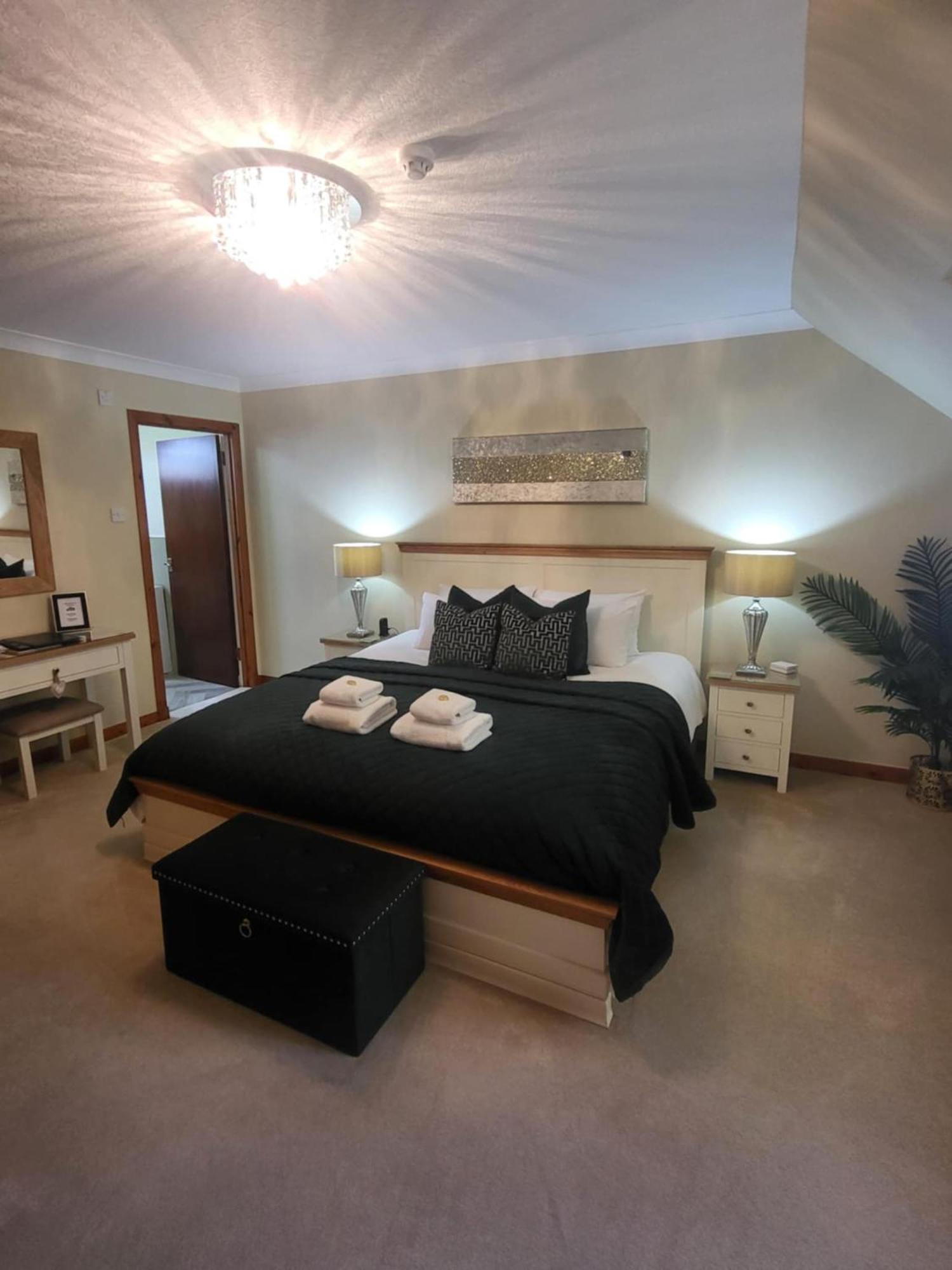 Avalon Hotel อินเวอร์เนส ภายนอก รูปภาพ